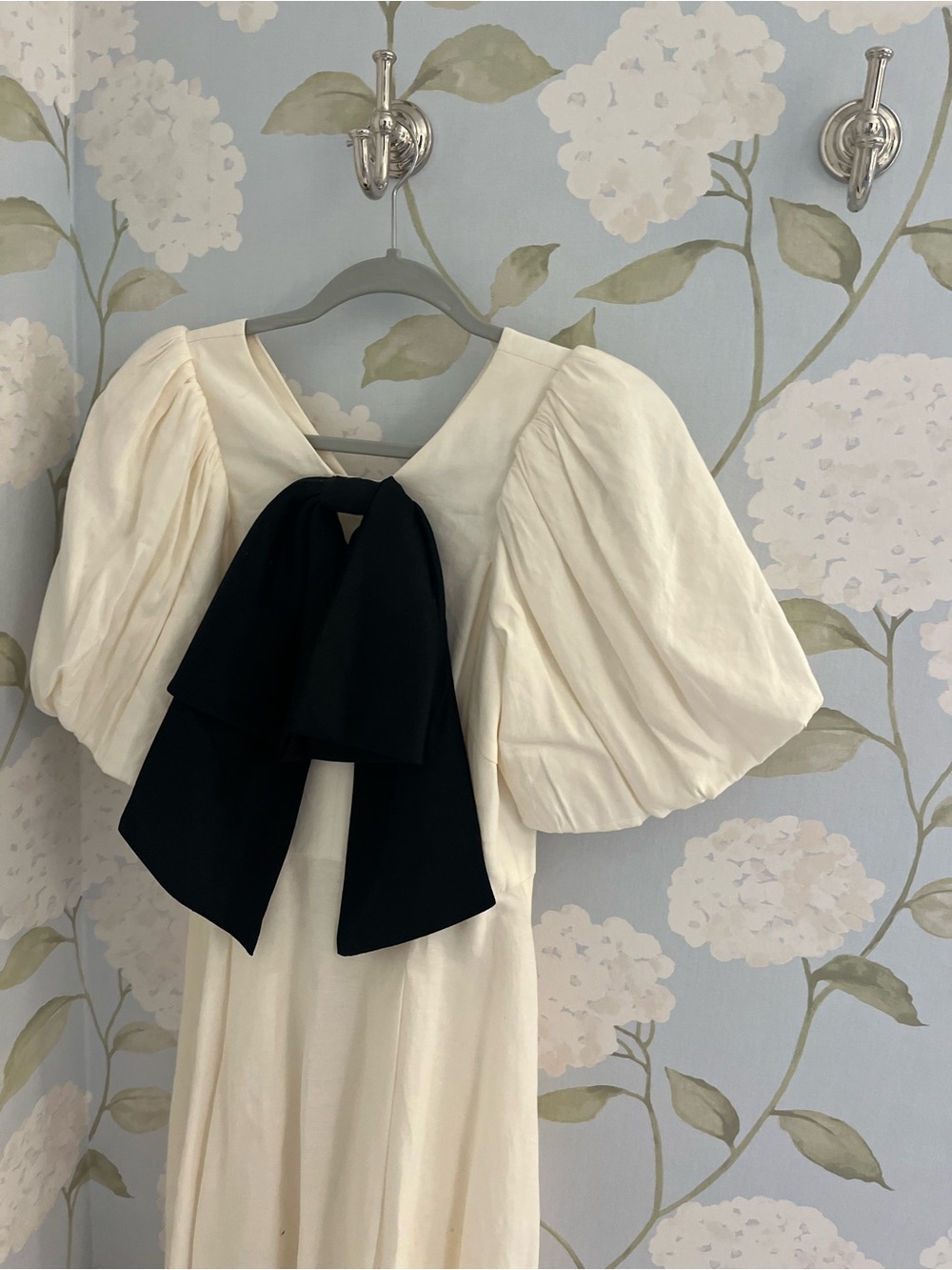 Jenn Sumko x Dillards Cream Puff-Sleeve Dress with Black Bow